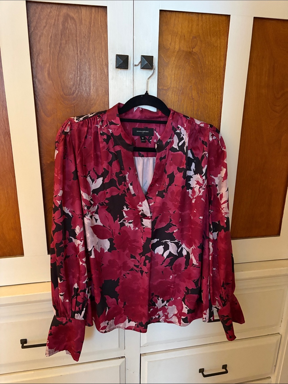 Banana Republic Red, Black and White Floral V-Neck Blouse